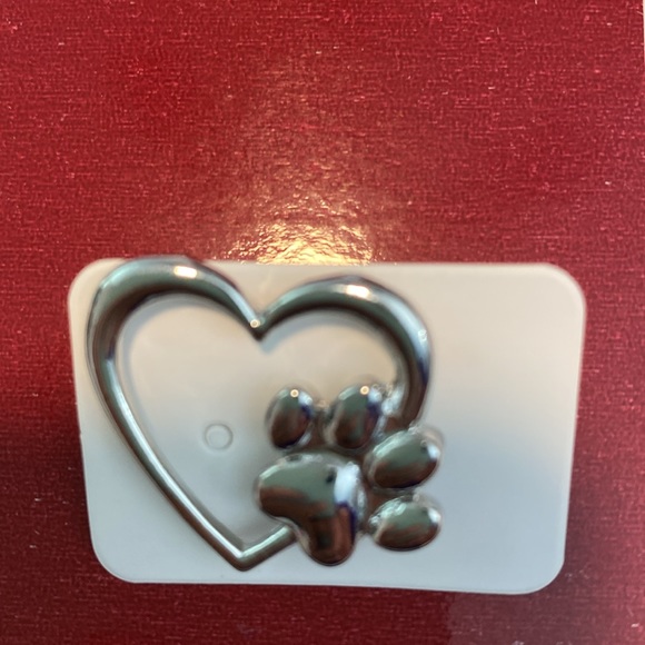 Silver Cartoon Paw Print Heart Shape Alloy Plating Unisex Brooches - Picture 6 of 6
